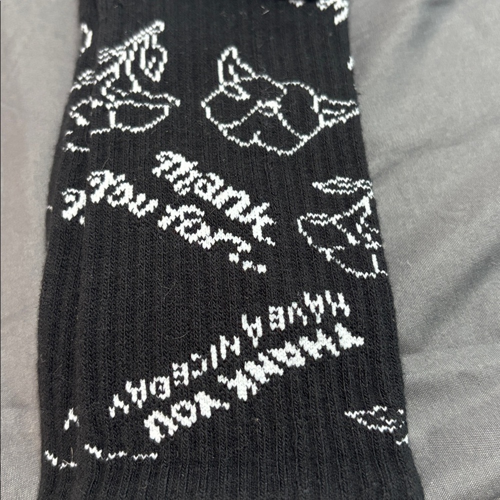 Vans Black Long Sleeve Glow In The Dark. Black Logo Short Sleeve& Vans Crew 🧦 - Picture 11 of 13